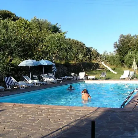 Sleeps 2 Pool Wifi T762456 Apartmán